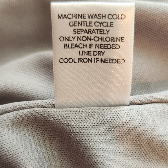 CJ BANKS size 1X zip front, lined jacket. - Picture 9 of 9